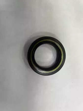 Сальник (OIL SEAL) 853707