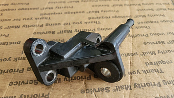 Держатель (BRACKET) 857142T