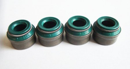 Маслосъемные колпачки 3R3-07204-0