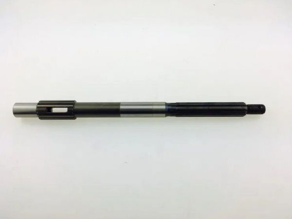 Гребной вал правого врещения F150 л.с. 8M0073725